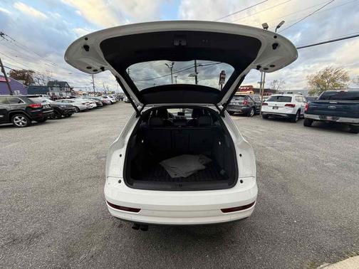 2017 Audi Q3 2.0T Premium Plus