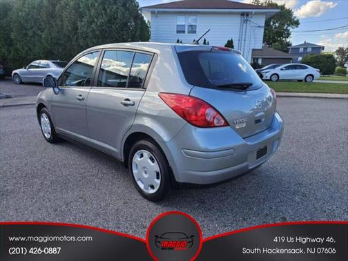 2009 Nissan Versa 1.8 S