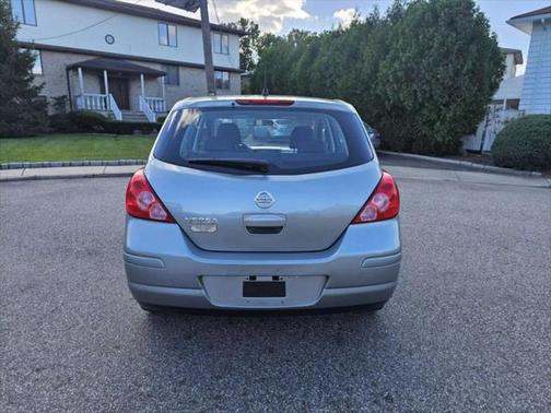 2009 Nissan Versa 1.8 S