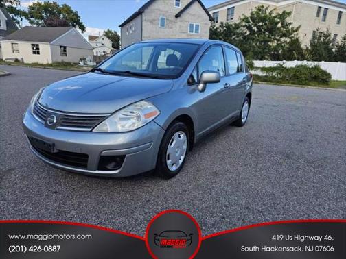 2009 Nissan Versa 1.8 S