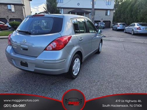 2009 Nissan Versa 1.8 S