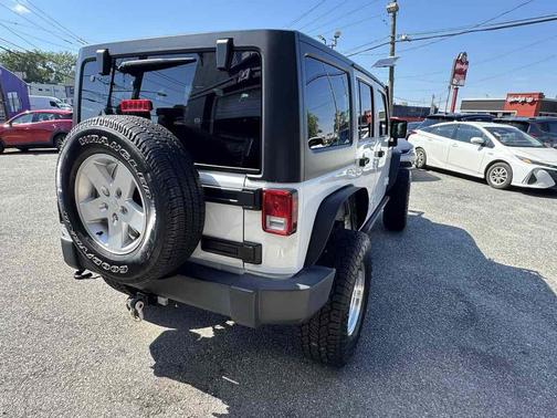 2017 Jeep Wrangler Unlimited Sport
