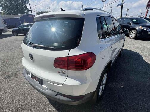 2017 Volkswagen Tiguan 2.0T Wolfsburg Edition