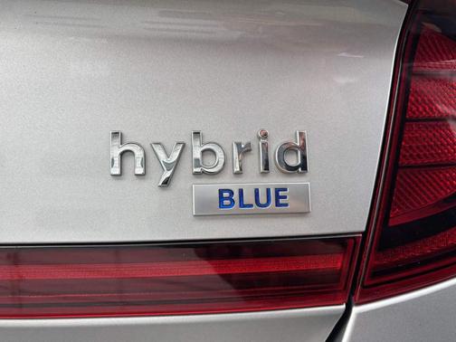 2021 Hyundai SONATA Blue