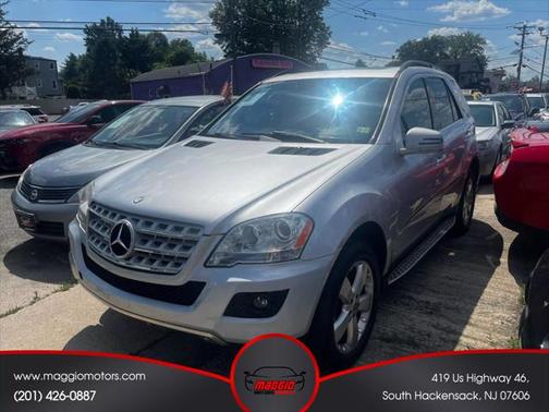 2011 Mercedes-Benz M-Class ML 350 Sport Utility 4D