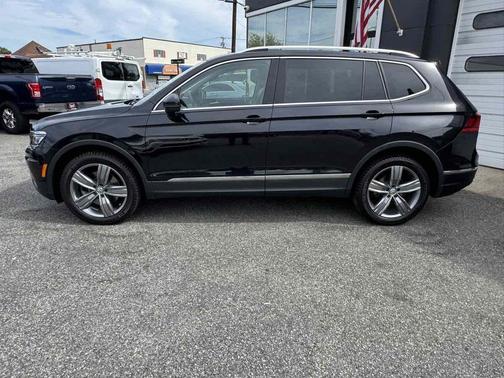 2019 Volkswagen Tiguan 2.0T SEL