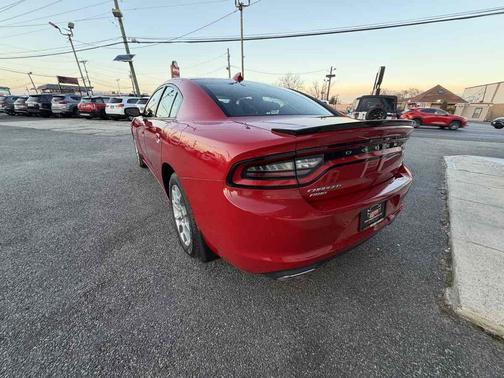 2015 Dodge Charger SXT