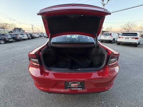 2015 Dodge Charger SXT