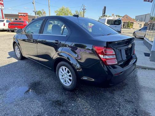 2017 Chevrolet Sonic LT