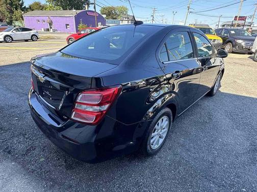 2017 Chevrolet Sonic LT
