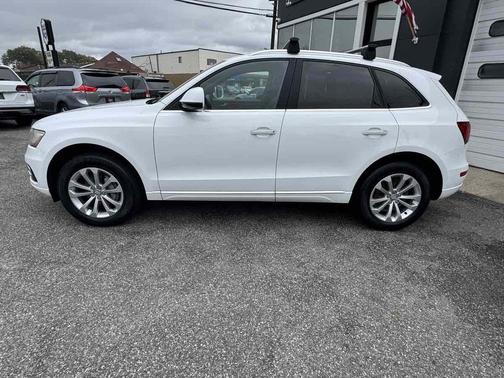 2015 Audi Q5 2.0T Premium Plus