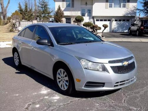 2011 Chevrolet Cruze LS