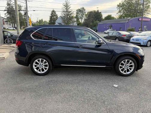 Imperial Blue Metallic 2016 BMW X5 xDrive35i