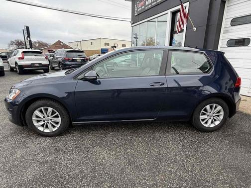 2015 Volkswagen Golf Launch Edition