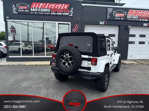 2012 Jeep Wrangler Unlimited Sahara