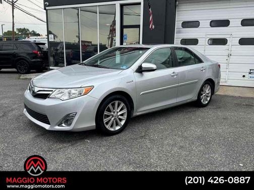 2014 Toyota Camry Hybrid XLE