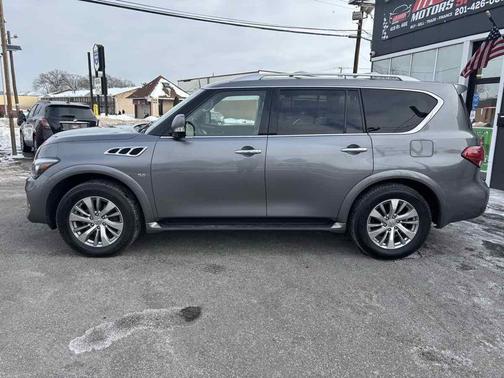 2017 INFINITI QX80 Base