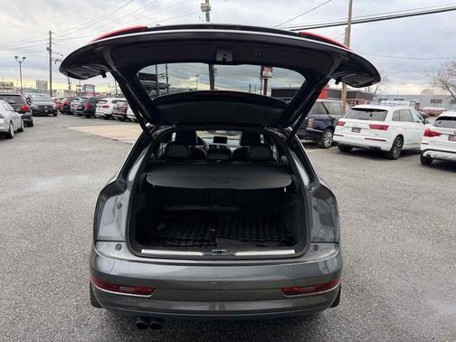 Utopia Blue Metallic 2018 Audi Q3 2.0T Sport Premium