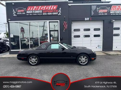 2004 Ford Thunderbird Base