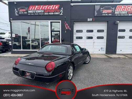 2004 Ford Thunderbird Base
