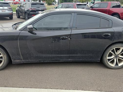 2015 Dodge Charger SXT