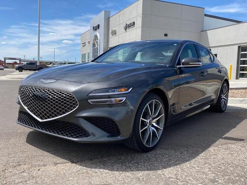 2024 Genesis G70 2.5T