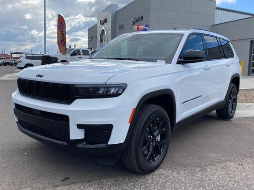 2025 Jeep Grand Cherokee L Laredo