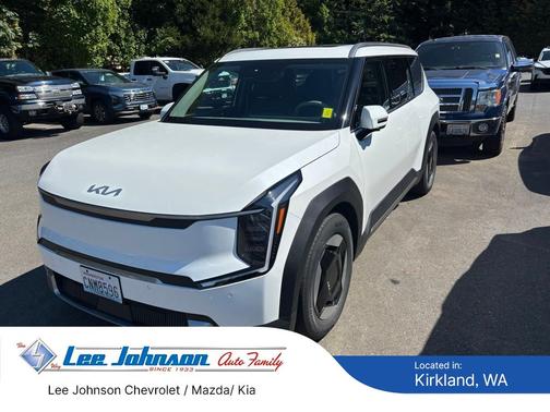 Snow White Pearl 2024 Kia EV9 Wind