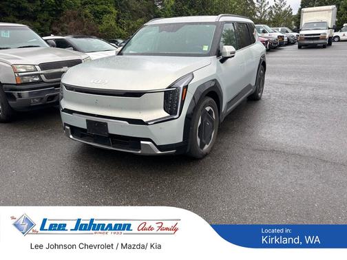 Ivory Silver Matte 2024 Kia EV9 Land