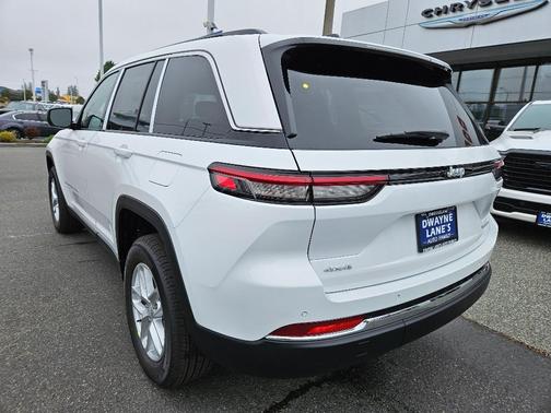 2025 Jeep Grand Cherokee Laredo X