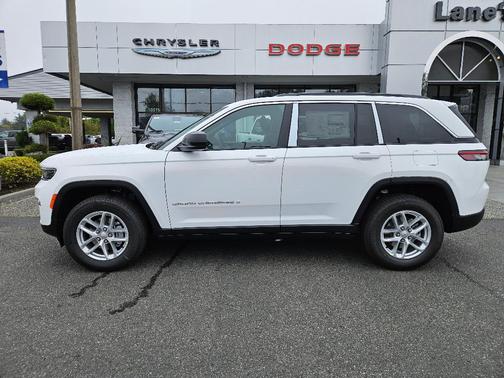2025 Jeep Grand Cherokee Laredo X