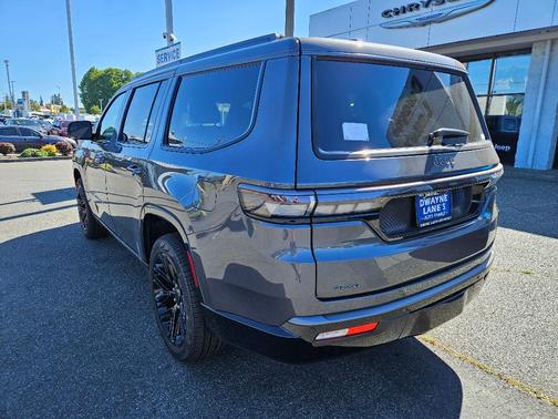 Metallic 2026 Jeep Grand Wagoneer Limited Reserve