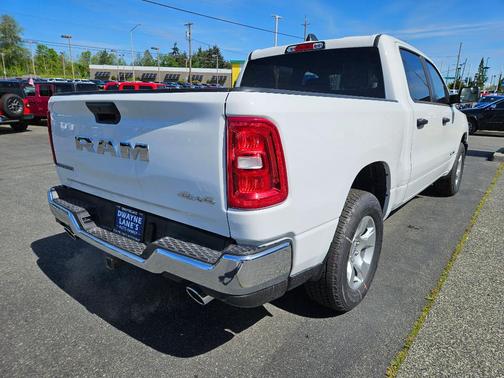 Bright White Clearcoat 2026 RAM 1500 Big Horn