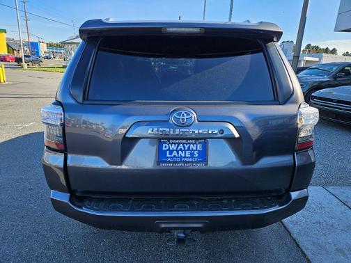 Magnetic Gray Metallic 2018 Toyota 4Runner SR5