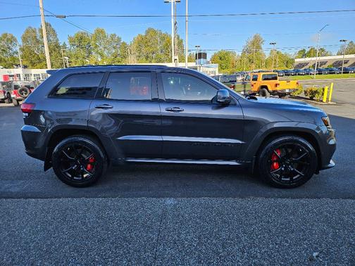 2021 Jeep Grand Cherokee SRT