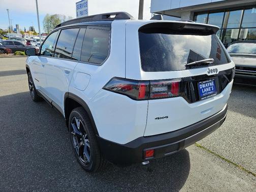 Bright White Clearcoat 2026 Jeep Cherokee Overland