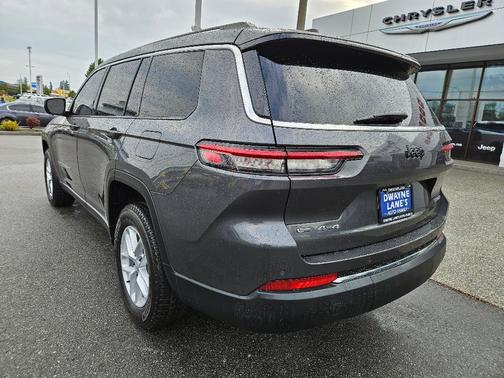 2022 Jeep Grand Cherokee L Laredo