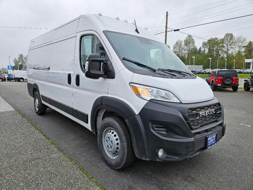 Bright White Clearcoat 2025 RAM ProMaster 3500 High Roof