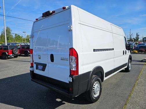 Bright White Clearcoat 2026 RAM ProMaster 2500 High Roof