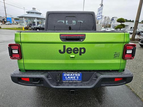 2026 Jeep Gladiator Sport