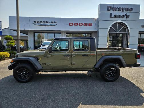 2025 Jeep Gladiator Sport
