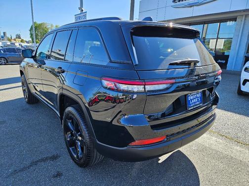 Diamond Black 2024 Jeep Grand Cherokee Limited
