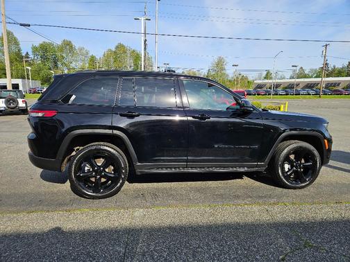 Diamond Black 2024 Jeep Grand Cherokee Limited