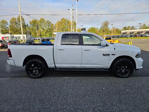 2018 RAM 1500 Sport