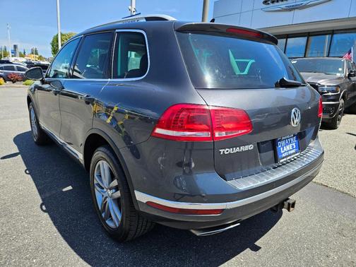 2016 Volkswagen Touareg TDI Lux