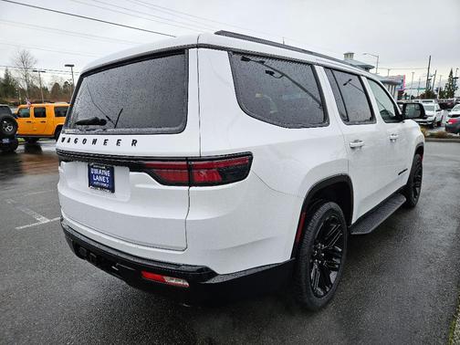 Bright White Clearcoat 2022 Jeep Wagoneer Series I