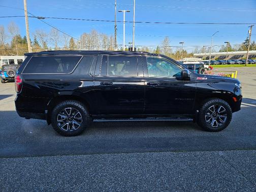 Black 2021 Chevrolet Suburban Z71