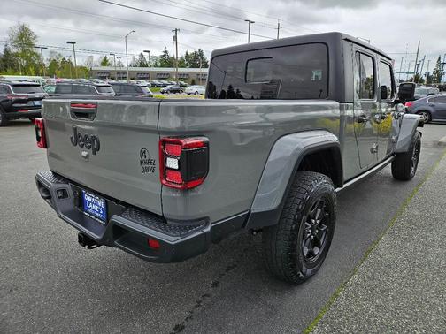 2021 Jeep Gladiator Sport