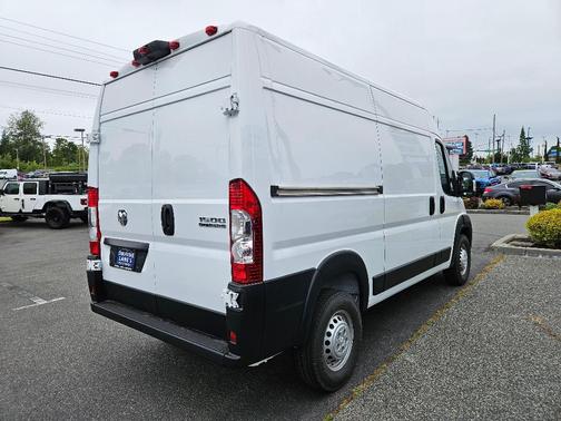 Bright White Clearcoat 2026 RAM ProMaster 1500 Base