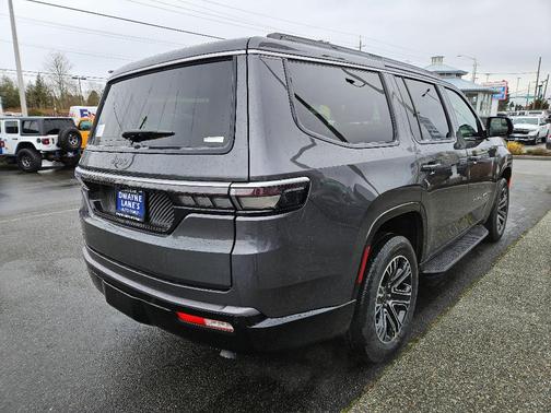 2026 Jeep Grand Wagoneer Base